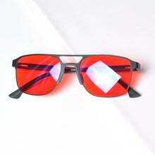 Carregar imagem no visualizador da galeria, Shinu mudança de óculos cinza para homens, armação de madeira de metal com lente vermelha 99.99% filtros de luz azul protege os olhos sh003