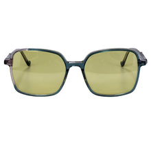 Carregar imagem no visualizador da galeria, Women Photochromic Sunglasses Yellow Polarized Lenses Night Vision Glasses For Driving Brown Lenses Glasses For Outdoor