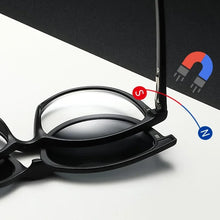 Загрузить изображение в средство просмотра галереи, Prescription Glasses with 5 Color Polarized Clip on Sunglasses Progressive Multifocal See Far and Near Reading Glasses Men Women