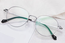 Загрузить изображение в средство просмотра галереи, Прогрессивные мультифокусные очки для чтения, титановая оправа, мужские фотохромные мультифокальные очки с защитой от синего луча, компьютерные очки
